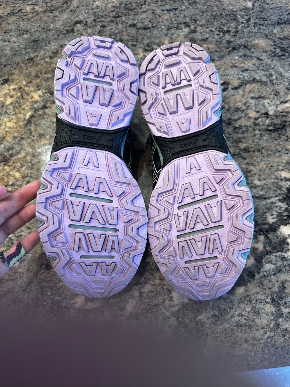 Asics Gel-Venture 8 Women's Black with Light Purple Accents Running Shoes - Picture 5 of 6